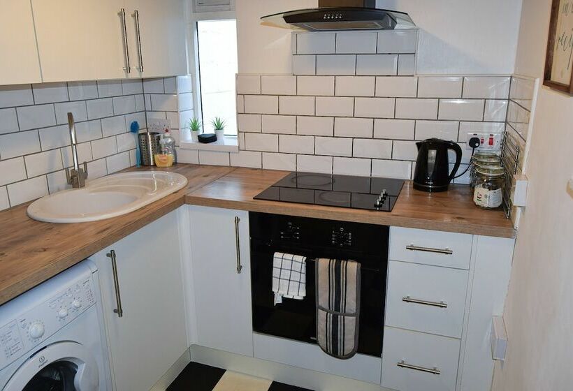 إقامة Charming 3bed House In Central Nottingham