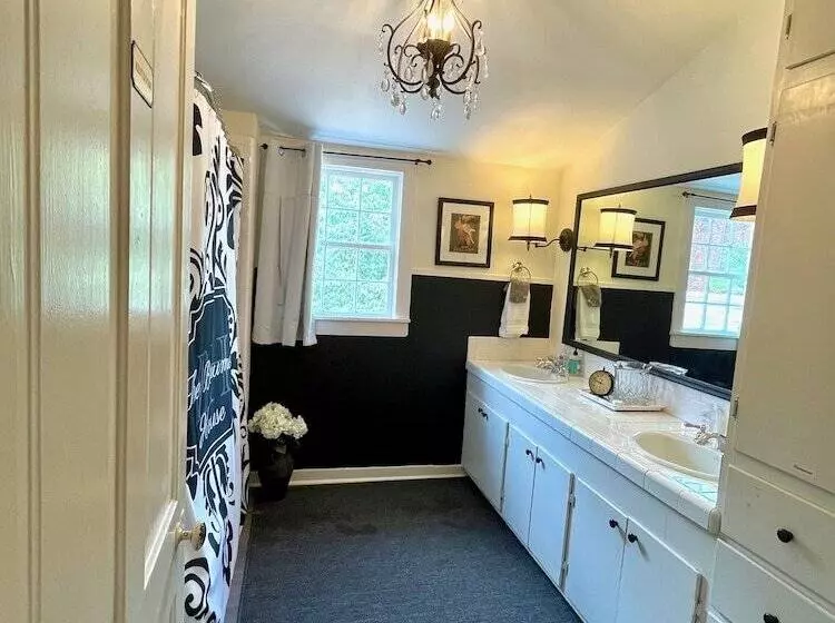 Aamiaismajoitus (B&B) The Beaumont House Natchez