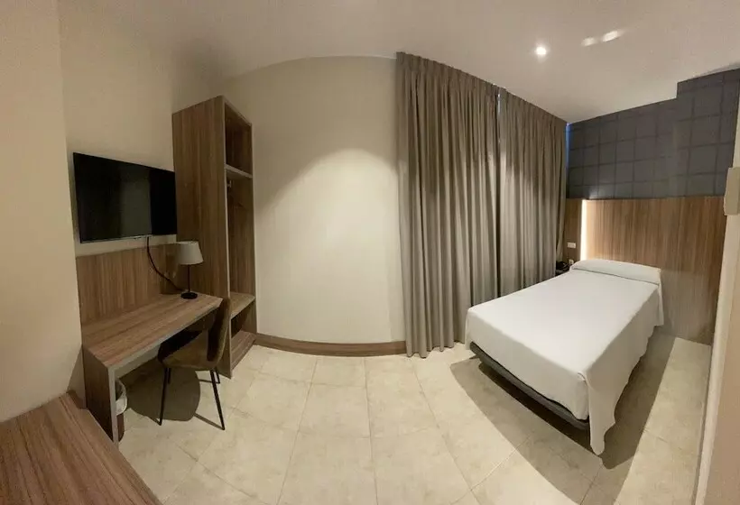 ホテル Camino Real