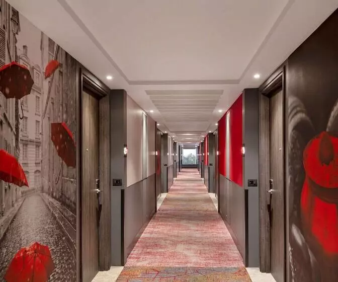 ホテル Radisson Red Chandigarh Mohali