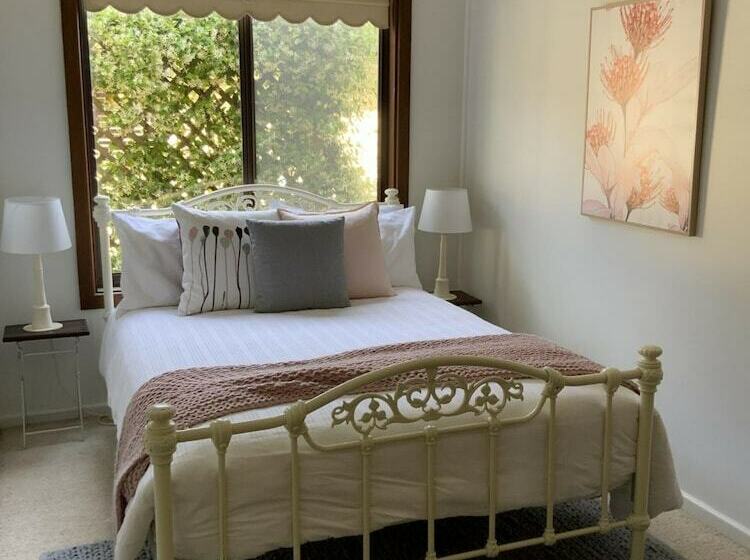 Lakes Edge Lake Conjola