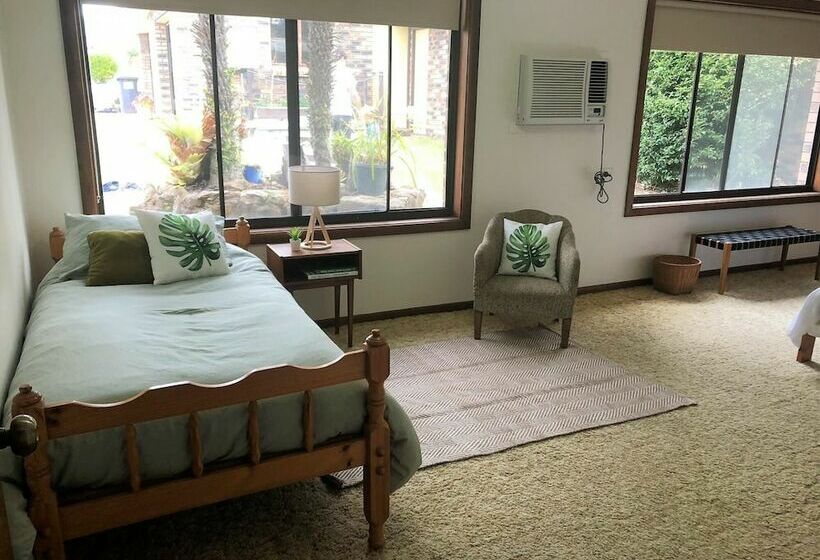 Lakes Edge Lake Conjola