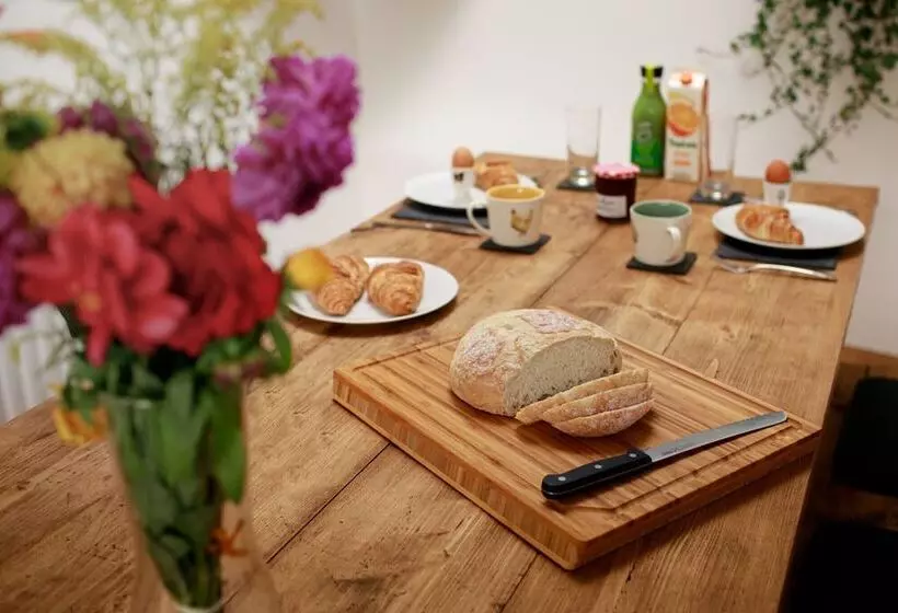 Luxury Thatched Country Cottage   Dartmoor, Devon