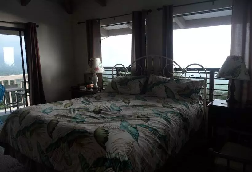 A Beautiful Edge Of The World Bed & Breakfast