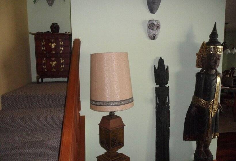 A Beautiful Edge Of The World Bed & Breakfast