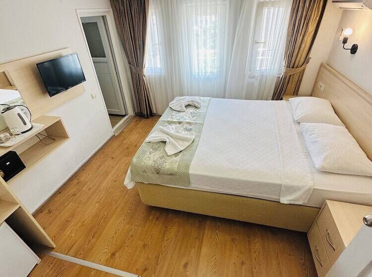 Amsterdam Otel & Suite