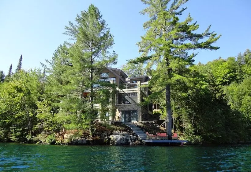 Aamiaismajoitus (B&B) Gite Du Grand Peintre Gordon Harrison