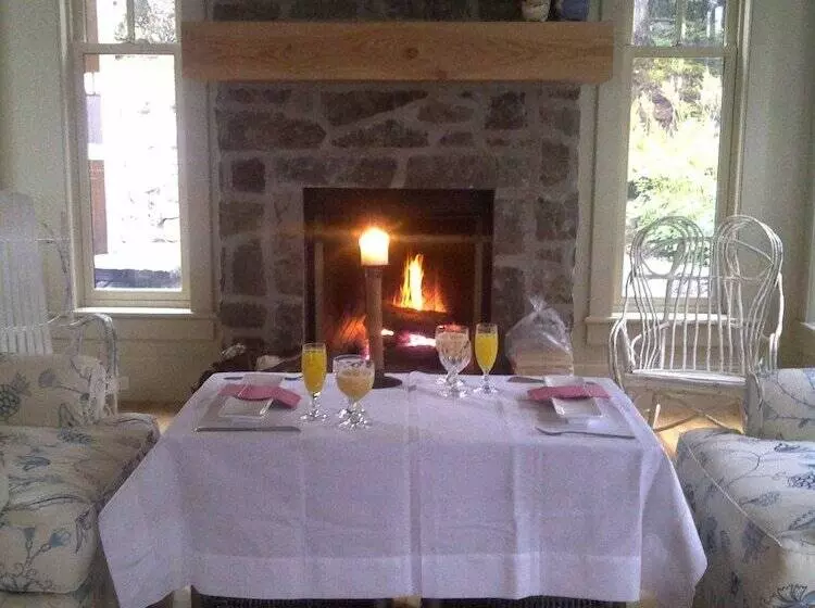 Aamiaismajoitus (B&B) Gite Du Grand Peintre Gordon Harrison