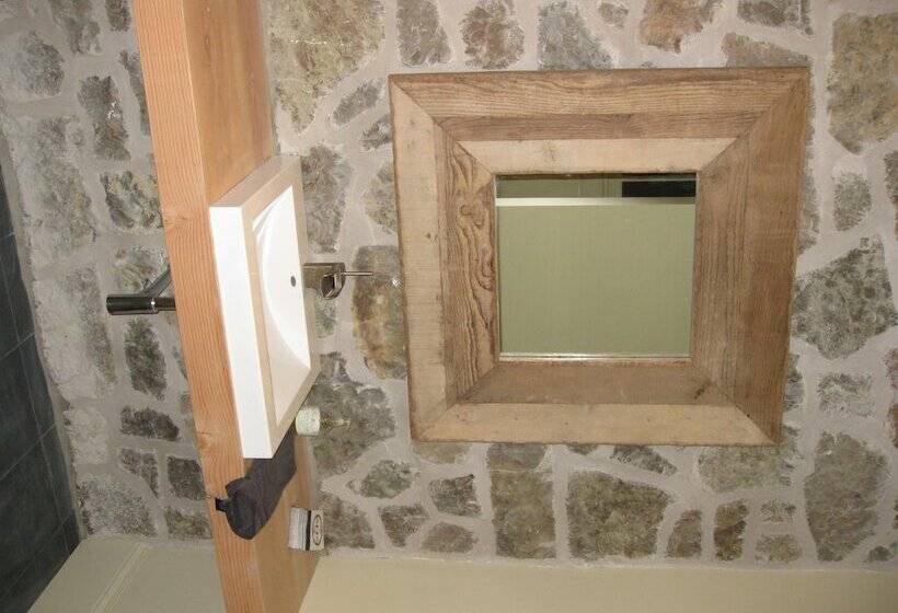 مبيت وإفطار Gite Du Grand Peintre Gordon Harrison