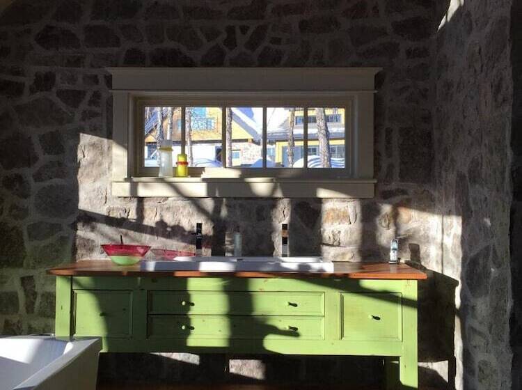 مبيت وإفطار Gite Du Grand Peintre Gordon Harrison