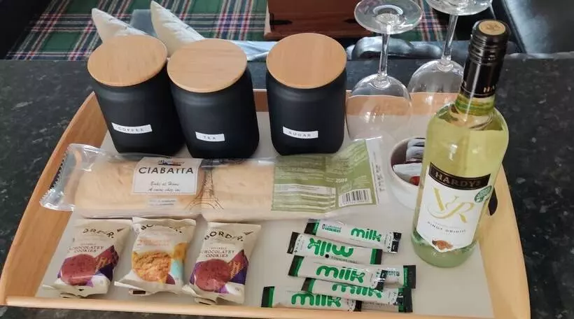 Ben Lomond Cottage   Loch Lomond And Arrochar Alps