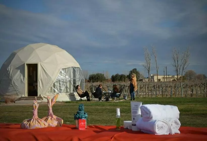 ホテル Glamping Meraki