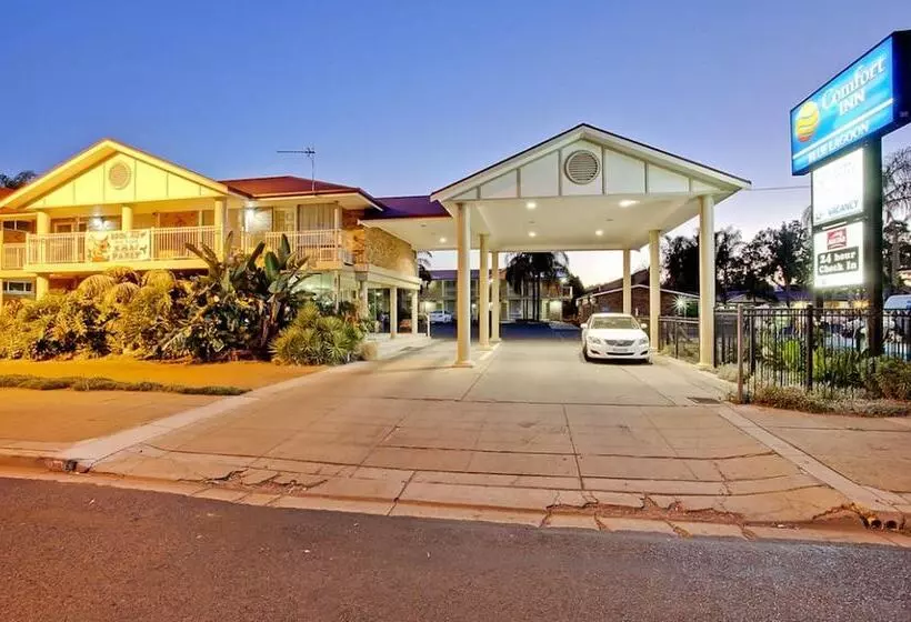 The Oxley Motel