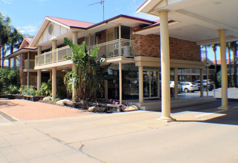 The Oxley Motel