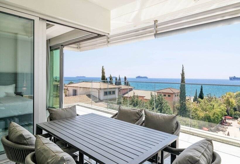 The Tower At St Raphael Resort