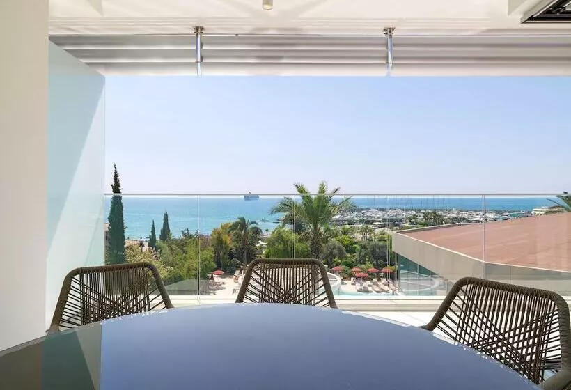 The Tower At St Raphael Resort