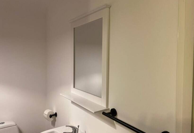 2bed Cottage In In Welsh Valley Nr Swansea