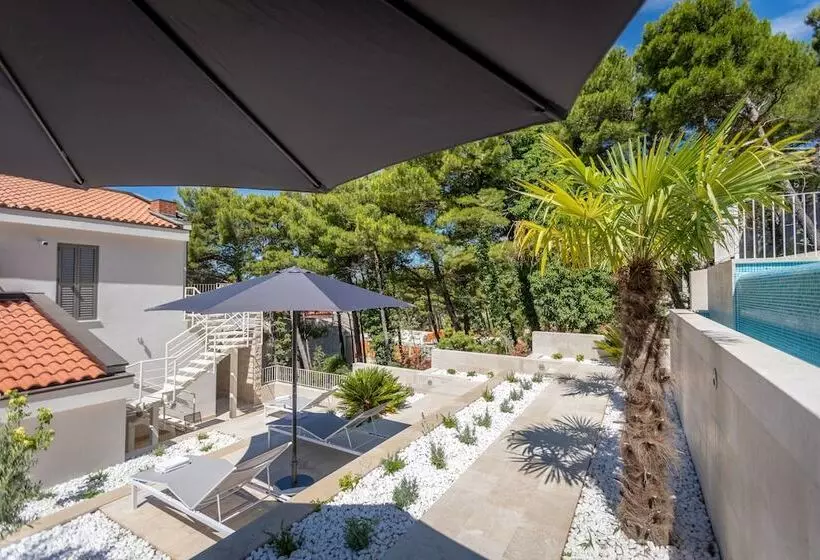 Majatalo Villa Mt Brela