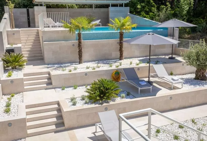 Majatalo Villa Mt Brela