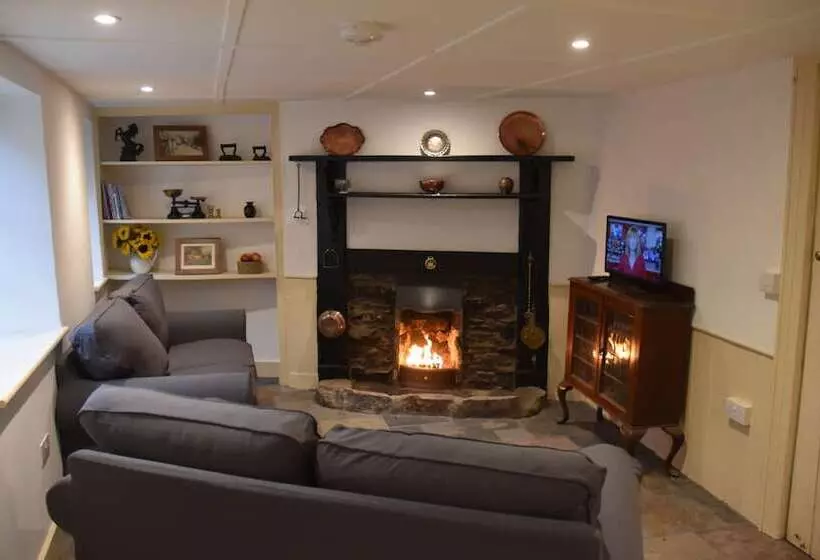 Riverside Cottage Brendon