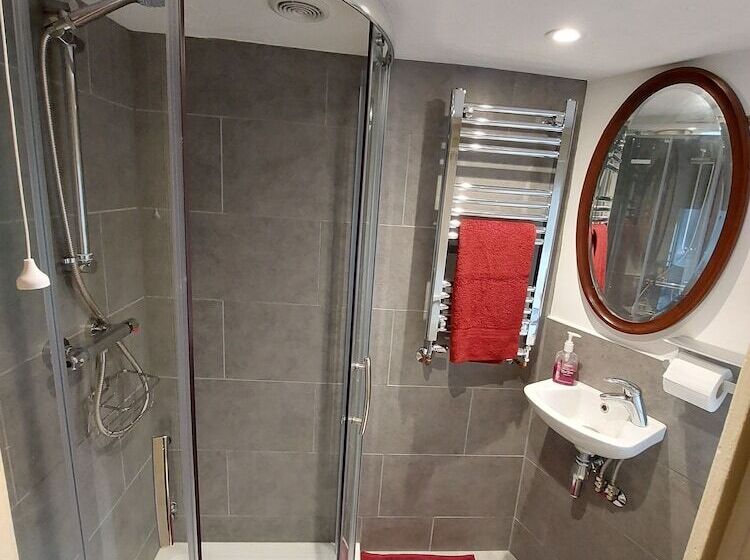 Riverside Cottage Brendon