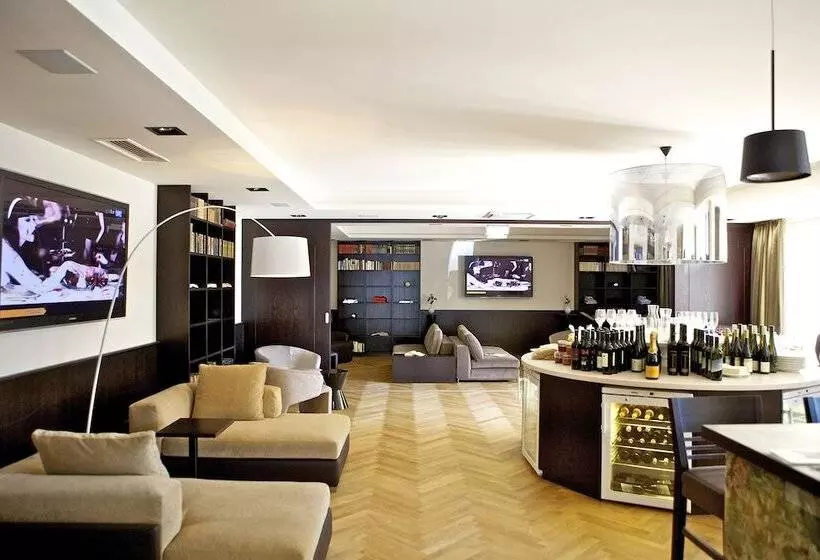 Apart Hotel Legendär