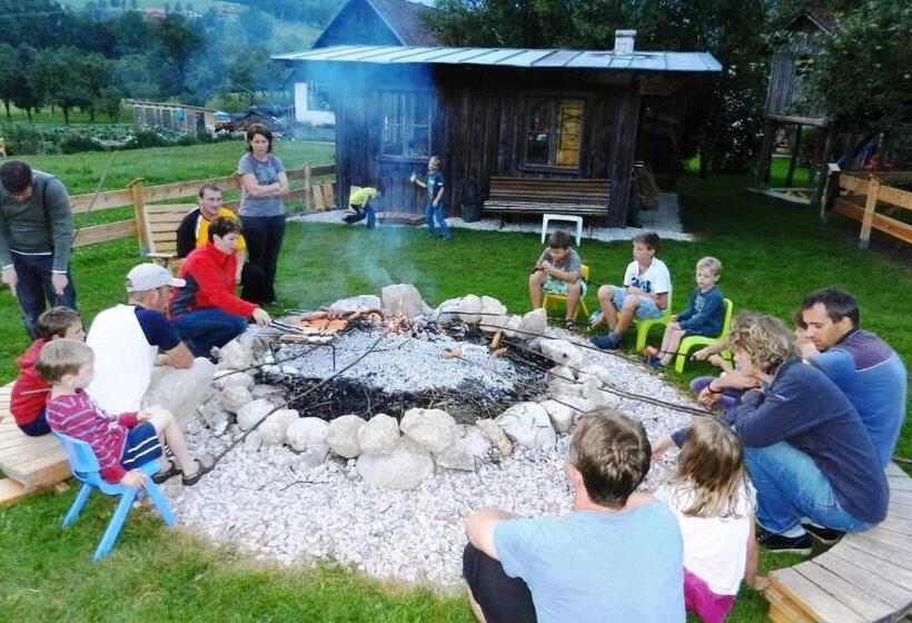 Baby Und Kinderbauernhof Riegler