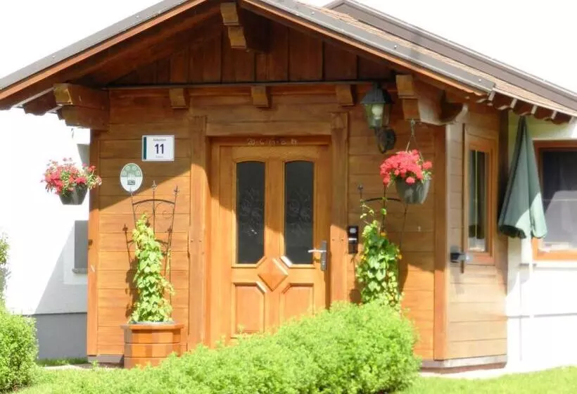 Baby Und Kinderbauernhof Riegler