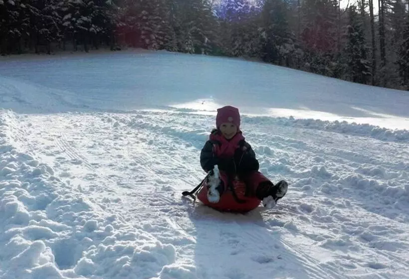 Baby Und Kinderbauernhof Riegler