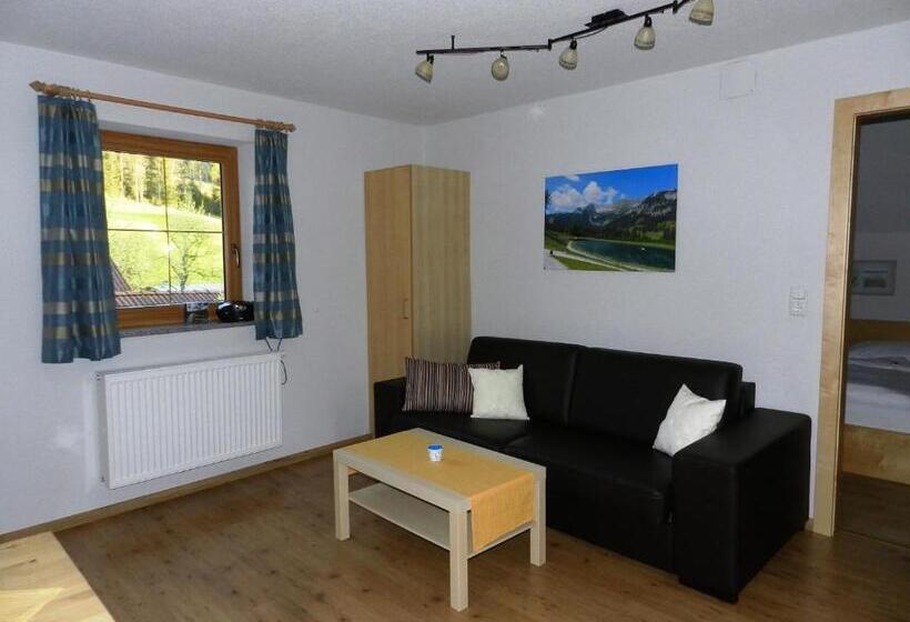 Baby Und Kinderbauernhof Riegler