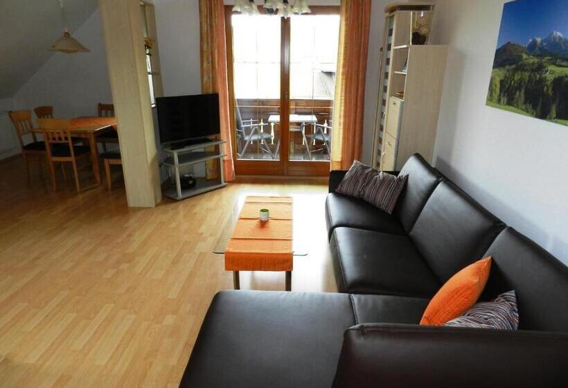 Baby Und Kinderbauernhof Riegler