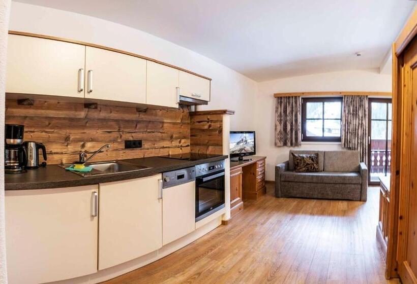 فندق Almhof Reithof Pitztal