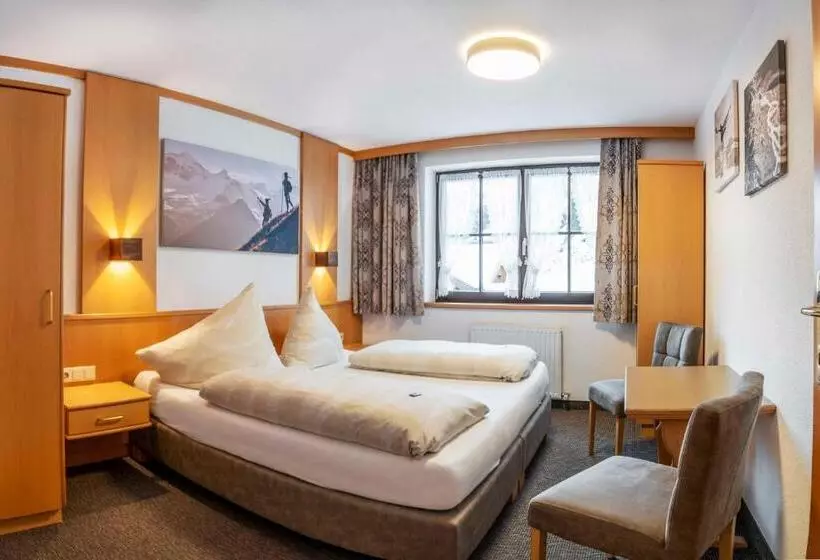 Отель Almhof Reithof Pitztal