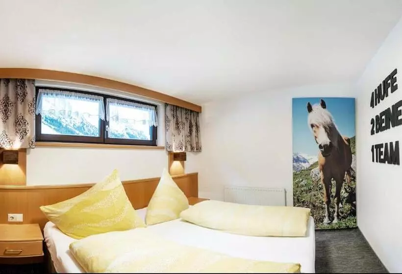 Отель Almhof Reithof Pitztal