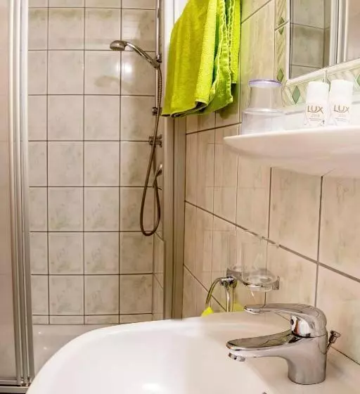 Отель Almhof Reithof Pitztal