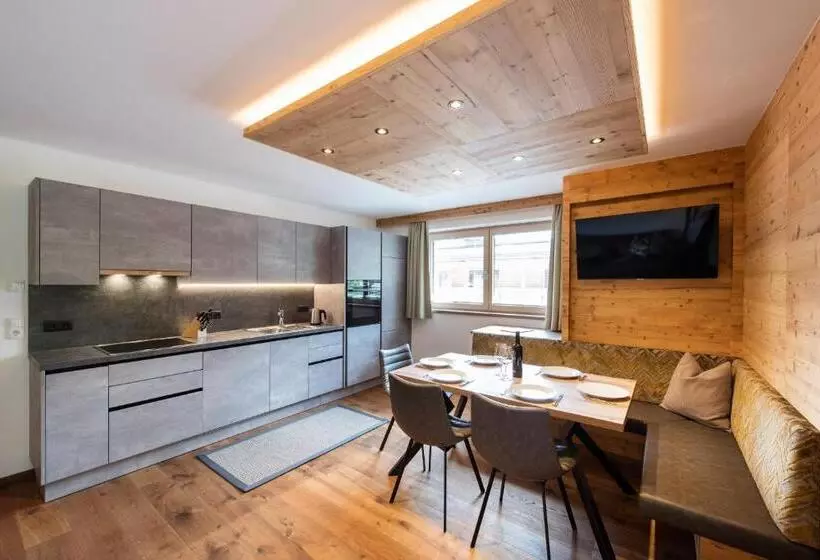 Alpenland Gerlos   Hotel & Breakfast