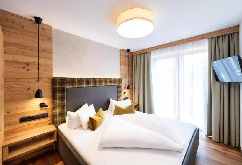 Alpenland Gerlos   Hotel & Breakfast