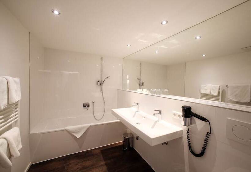 Отель & Appartements Oberhofer