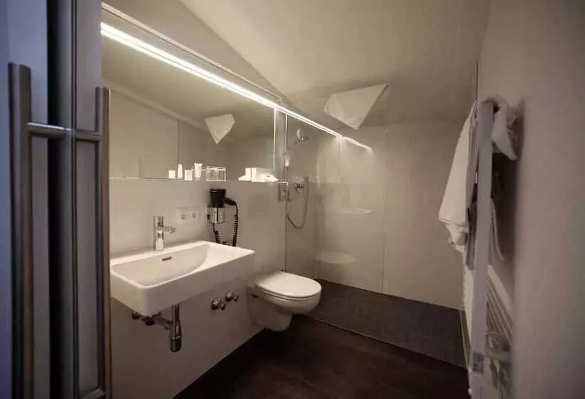 호텔 & Appartements Oberhofer