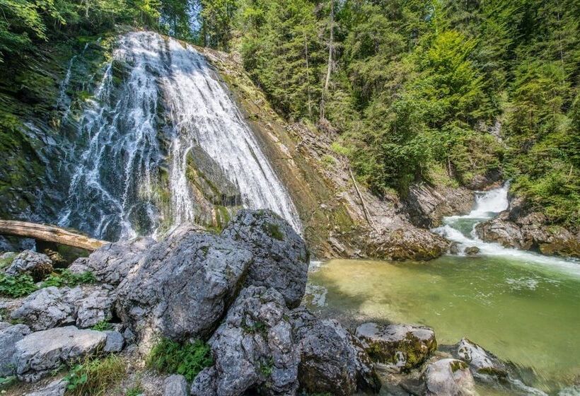 فندق Appartements Restaurant Schwaiger