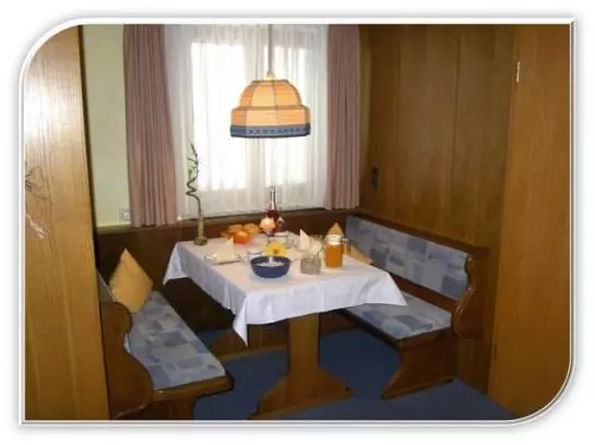تختخواب و صبحانه Ferienpension Florian Hösle