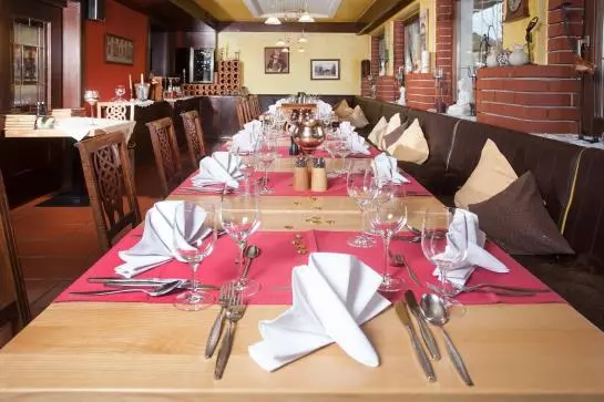 住宿加早餐  Gasthaus Pension Golfvilla