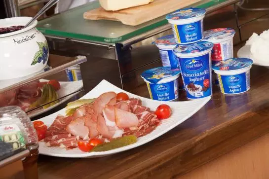 住宿加早餐  Gasthaus Pension Golfvilla