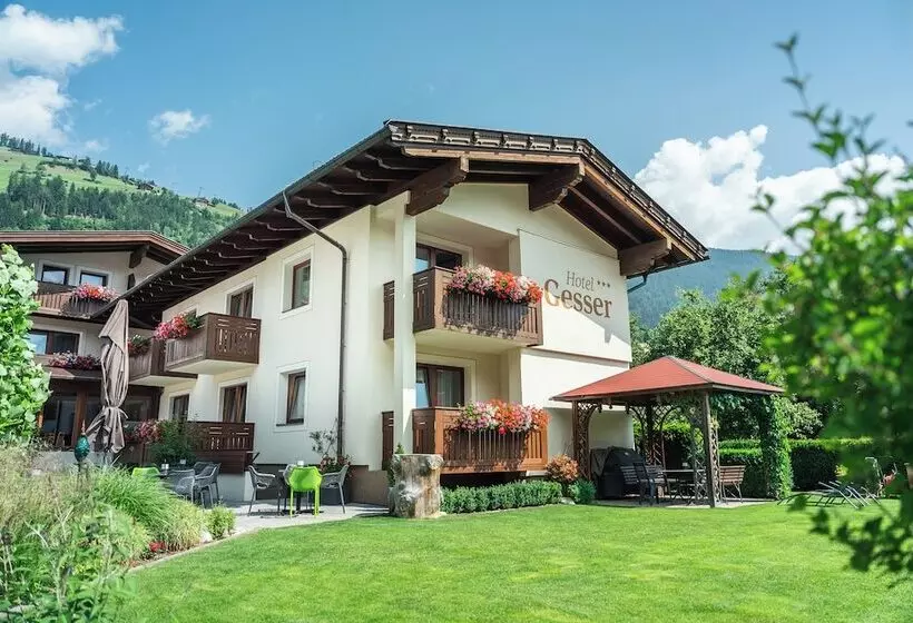 ホテル Gesser