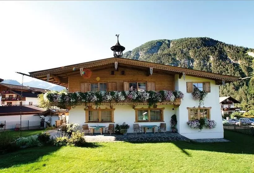 ホテル Haus Gerlinde