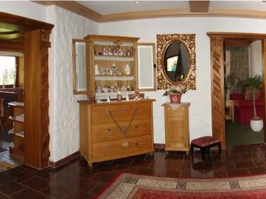 Aamiaismajoitus (B&B) Holzner Pension