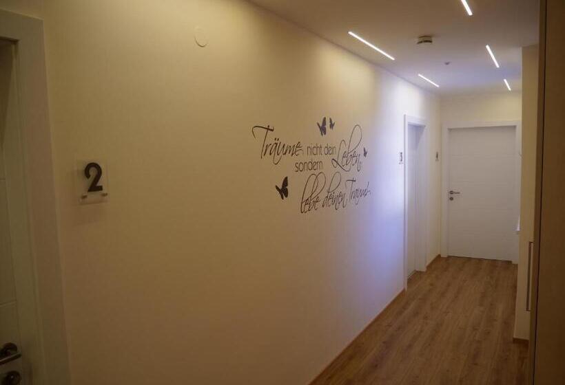 בית מלון כפרי Lugerfarm