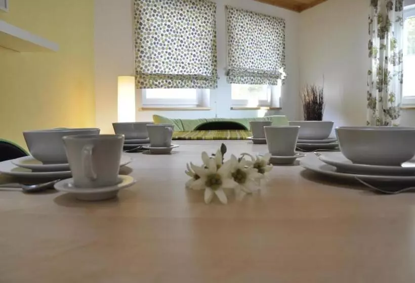 هتل & Restaurant Edelweiss Alpine Lodge