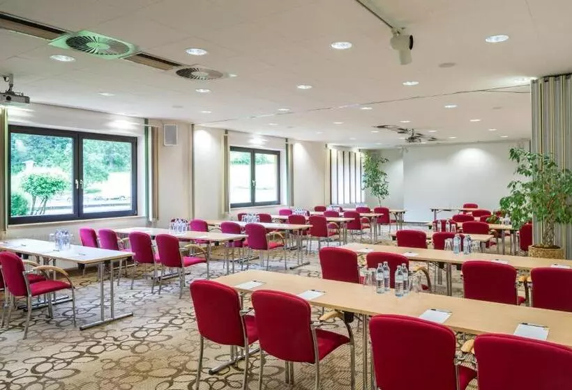 Отель Riverresort Donauschlinge