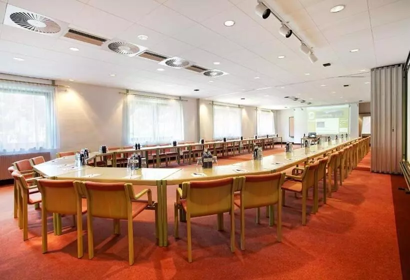 Отель Riverresort Donauschlinge